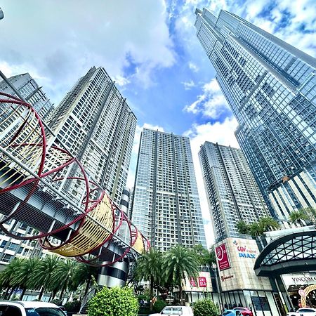 Chalton Suites - Landmark 81 Area, Ice Rink & Grand Park Ho Chi Minh City Exterior photo