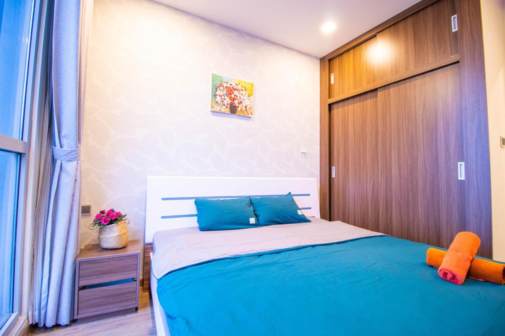 Chalton Suites - Landmark 81 Area, Ice Rink & Grand Park Ho Chi Minh City Exterior photo