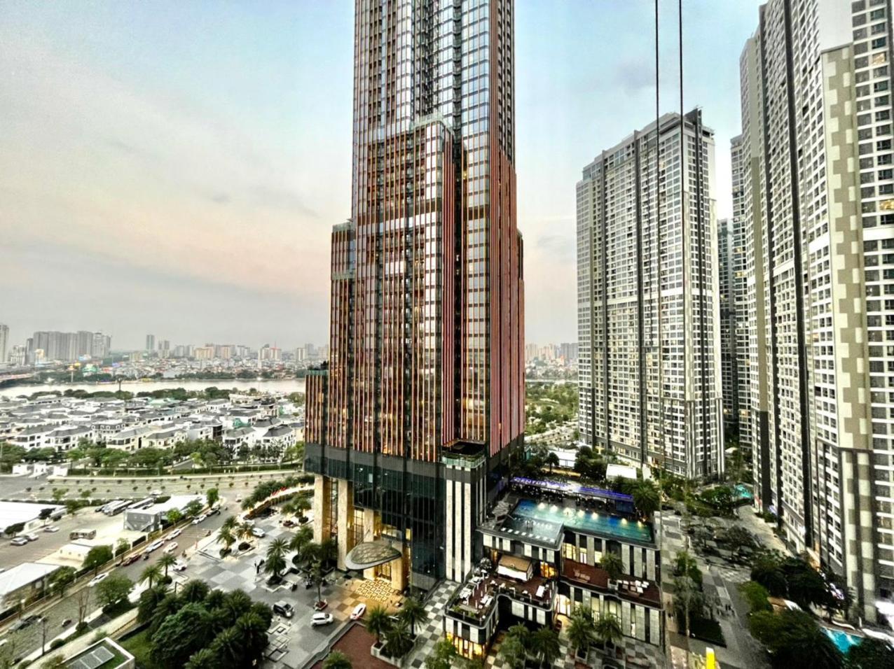 Chalton Suites - Landmark 81 Area, Ice Rink & Grand Park Ho Chi Minh City Exterior photo