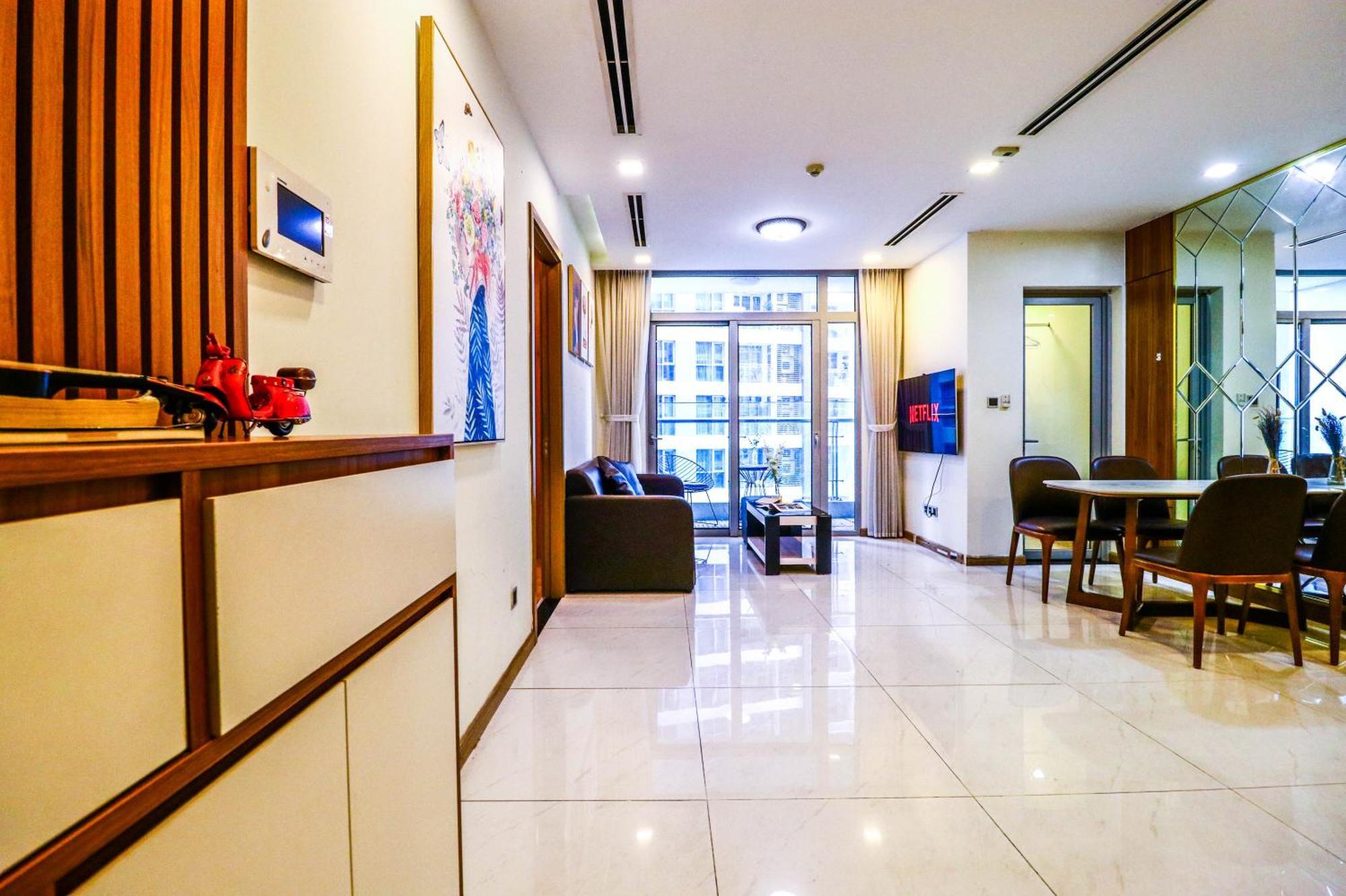 Chalton Suites - Landmark 81 Area, Ice Rink & Grand Park Ho Chi Minh City Exterior photo