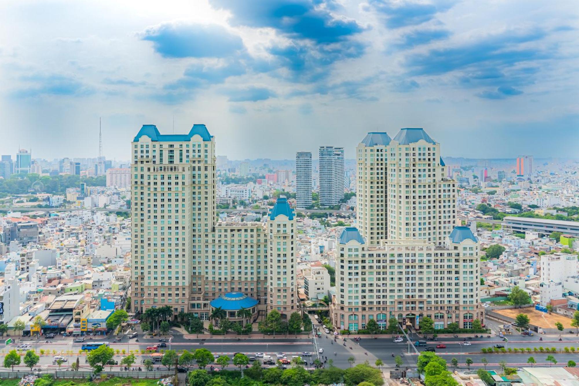 Chalton Suites - Landmark 81 Area, Ice Rink & Grand Park Ho Chi Minh City Exterior photo